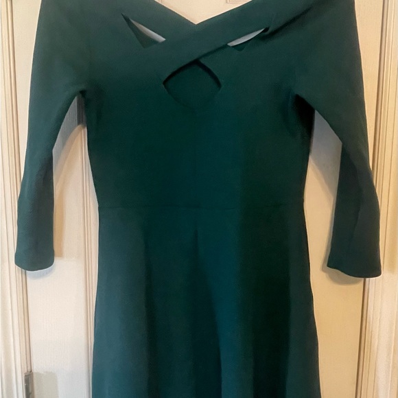Hunter Green LS Crossed Back Dress (LG) - Picture 2 of 3